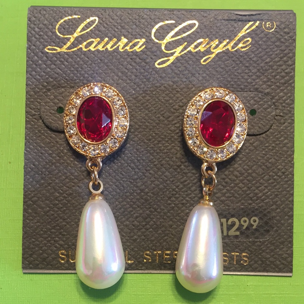 NWT: Laura Gayle faux pearl red crystal earrings
